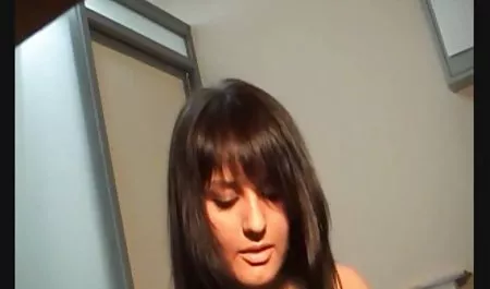 Milf Mimi عکس سکسی کون تنگ On BVR روی تخت او