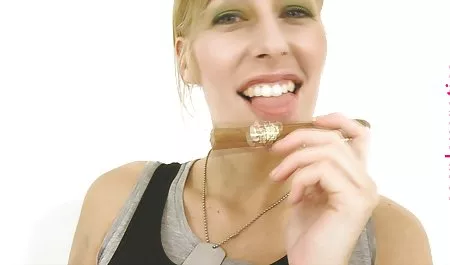 عروسک ژیمناستیک انعطاف پذیر واقعی عکس سکسی کس ناز